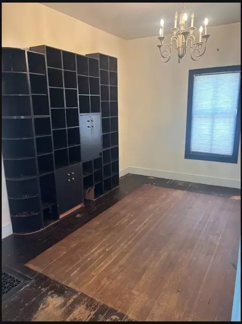 Living - 524 E 6th Ave, Helena, MT 59601 photo 2 of 2