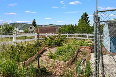 Exterior - 2 Grassy Mountain Rd, Clancy, MT 59634 photo 10 of 16