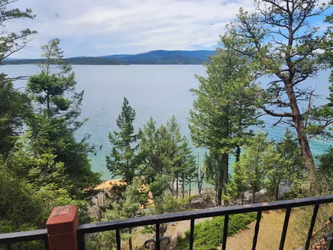 29673 Westside Dr N, Polson, MT 59860