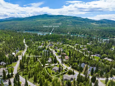 View/Area - 13404 Crescent Moon Dr, Bigfork, MT 59911 photo 6 of 14