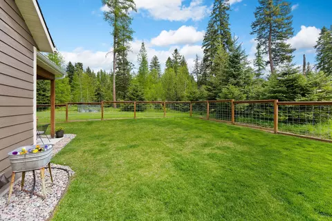 Exterior - 13404 Crescent Moon Dr, Bigfork, MT 59911 photo 8 of 17