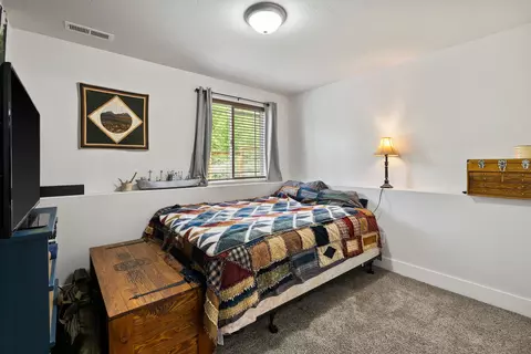 Bedroom - 13404 Crescent Moon Dr, Bigfork, MT 59911 photo 5 of 5