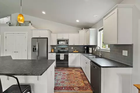 Kitchen - 13404 Crescent Moon Dr, Bigfork, MT 59911 photo 2 of 5