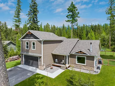Exterior - 13404 Crescent Moon Dr, Bigfork, MT 59911 photo 2 of 17