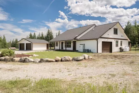 989 Mountain Meadow Rd, Kalispell, MT 59901