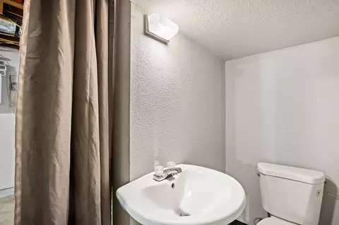 Bath - 1256 Harvest Rd, Ledger, MT 59456 photo 5 of 5