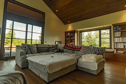 Living - 13521 Bug Creek Rd, Bigfork, MT 59911 photo 3 of 5