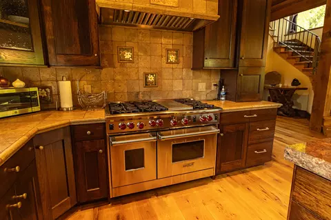 Kitchen - 13521 Bug Creek Rd, Bigfork, MT 59911 photo 5 of 5