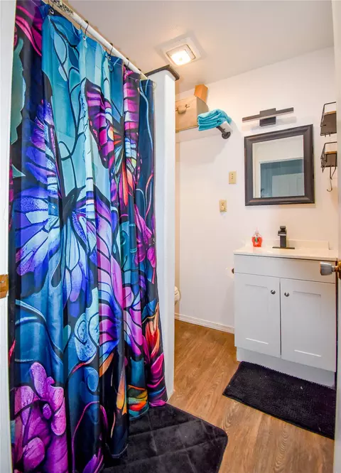 Bath - 53424 2nd Ave E, Charlo, MT 59824 photo 1 of 2