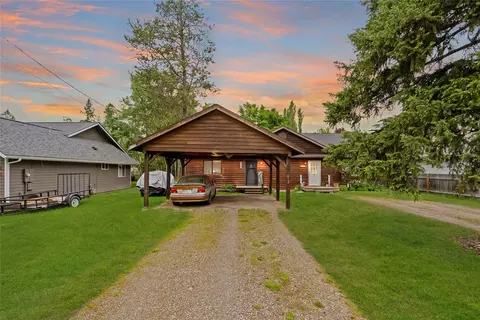 412 W 8th St, Whitefish, MT 59937