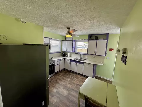 Kitchen - 303 4th Ave E, Superior, MT 59872 photo 2 of 5