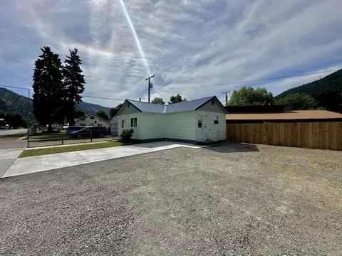 Exterior - 303 4th Ave E, Superior, MT 59872 photo 1 of 5