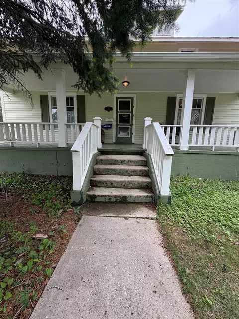 320 S Wisconsin St, Conrad, MT 59425