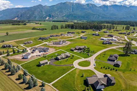 View/Area - 21 Towering Pine Ct, Kalispell, MT 59901 photo 7 of 8