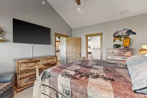 Bedroom - 21 Towering Pine Ct, Kalispell, MT 59901 photo 2 of 6