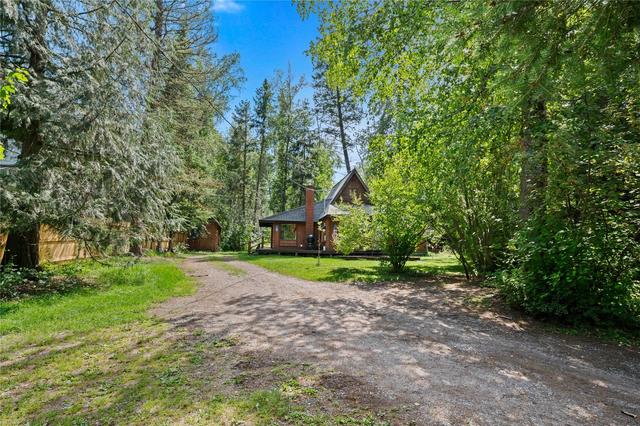 160 Alpine Dr, Bigfork, MT 59911