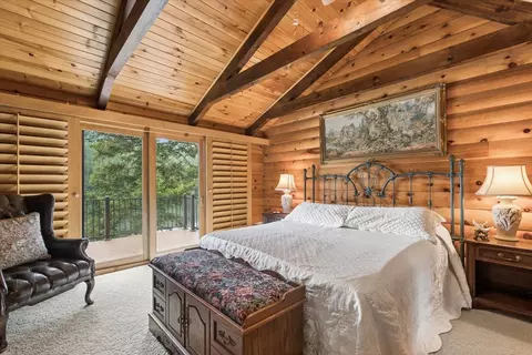 Bedroom - 14529 Sunburst Dr, Bigfork, MT 59911 photo 4 of 7
