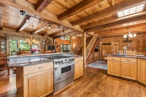Kitchen - 14529 Sunburst Dr, Bigfork, MT 59911 photo 1 of 4