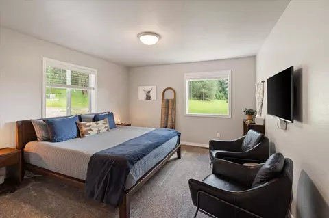 Bedroom - 42439 Canal Rd, Ronan, MT 59864 photo 5 of 8