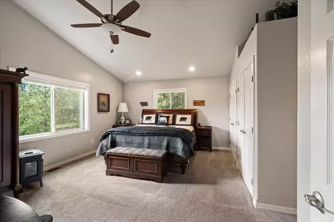 Bedroom - 42439 Canal Rd, Ronan, MT 59864 photo 3 of 8