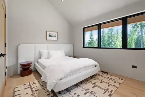 Bedroom - 1480 Sherman Rd, Kalispell, MT 59901 photo 4 of 7