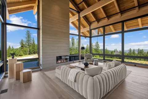 Living - 1480 Sherman Rd, Kalispell, MT 59901 photo 2 of 3