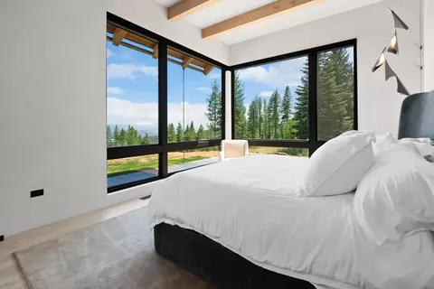 Bedroom - 1480 Sherman Rd, Kalispell, MT 59901 photo 2 of 7