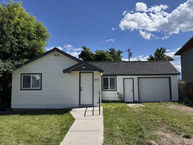 1641 S 14th St W, Missoula, MT 59801