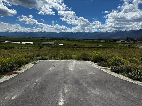 2817 Tikka Ln, Stevensville, MT 59870