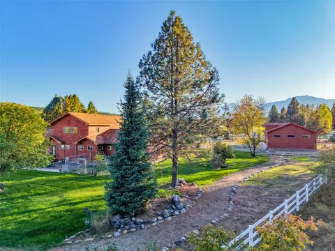 Exterior - 395 Edgewater Dr, Libby, MT 59923 photo 17 of 19