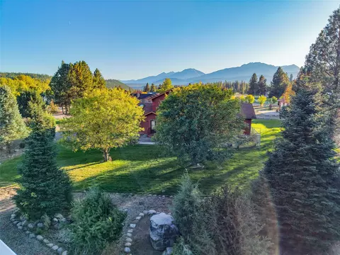 Exterior - 395 Edgewater Dr, Libby, MT 59923 photo 16 of 19