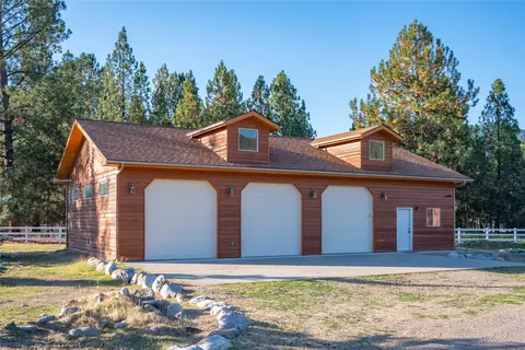 Exterior - 395 Edgewater Dr, Libby, MT 59923 photo 4 of 19