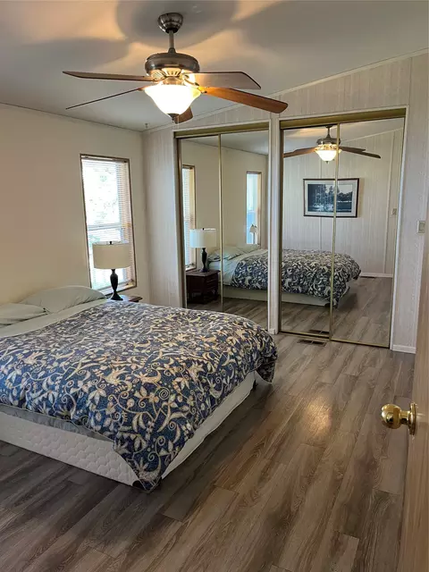 Bedroom - 15335 Mt Hwy 35, Bigfork, MT 59911 photo 1 of 1