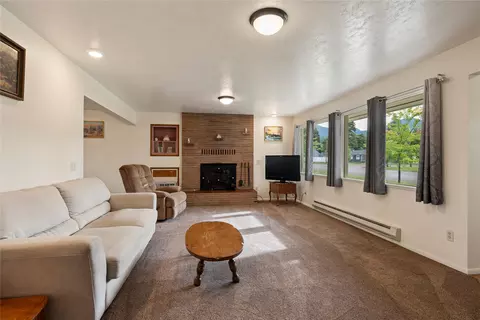 Living - 613 Main Ave, Libby, MT 59923 photo 1 of 4