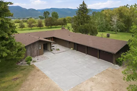586 Cash Nichols Rd, Stevensville, MT 59870