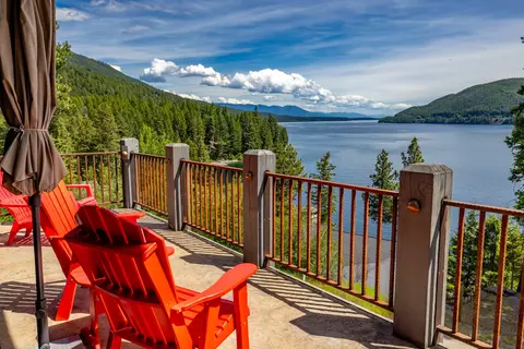 3621 E Lakeshore Dr, Whitefish, MT 59937