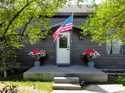 1926 George St, Butte, MT 59701