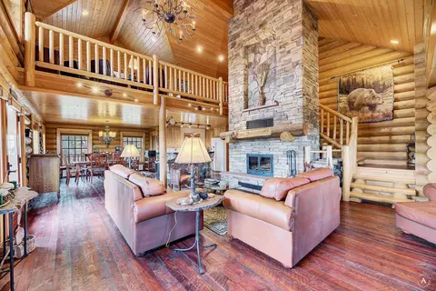 2988 Moose Gulch Rd, Elliston, MT 59728