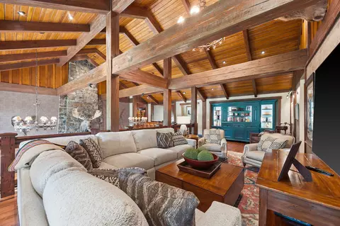 Living - 13531 Copper Ln, Bigfork, MT 59911 photo 9 of 15