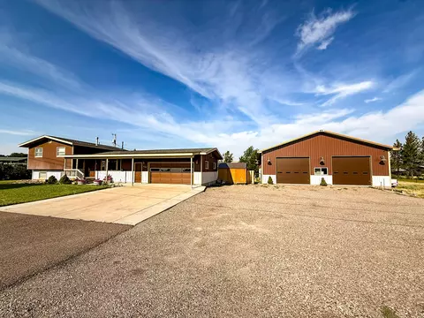 4600 Fox Farm Rd, Great Falls, MT 59404