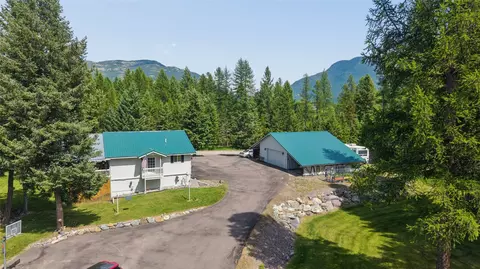 140 Harrison Ct, Columbia Falls, MT 59912