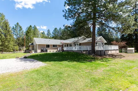 6400 Boondock Ln, Clinton, MT 59825