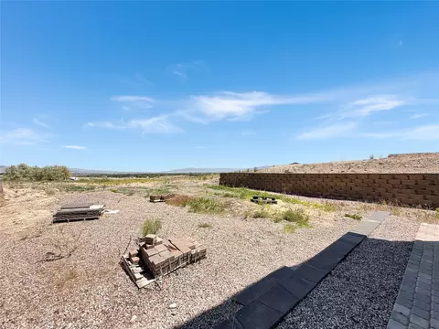 Exterior - 207 Expedition Dr, Dillon, MT 59725 photo 7 of 13