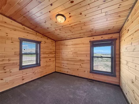 Bedroom - 207 Expedition Dr, Dillon, MT 59725 photo 1 of 9