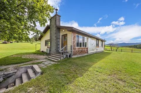 895 Danielson Rd, Kalispell, MT 59901