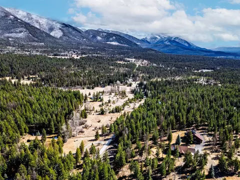 Nhn Glen Lake Road, Eureka, MT 59917