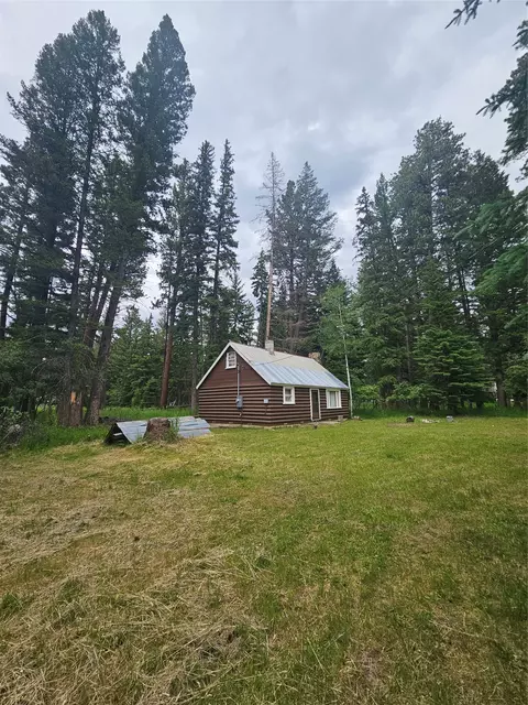 Exterior - 622 D St, Lincoln, MT 59639 photo 6 of 9