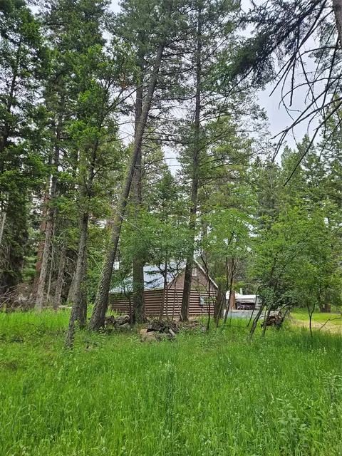 Exterior - 622 D St, Lincoln, MT 59639 photo 7 of 9