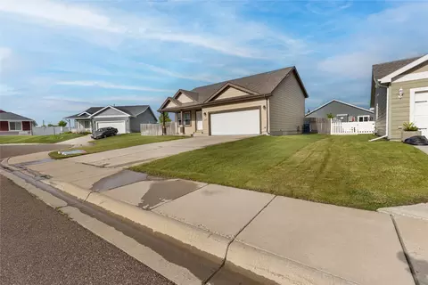 805 48th St N, Great Falls, MT 59405
