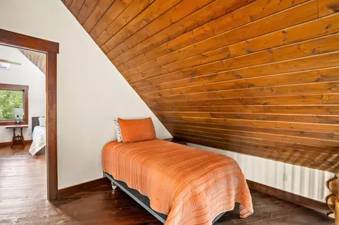 Bedroom - 2173 Old Us Hwy 91, Cascade, MT 59421 photo 3 of 6